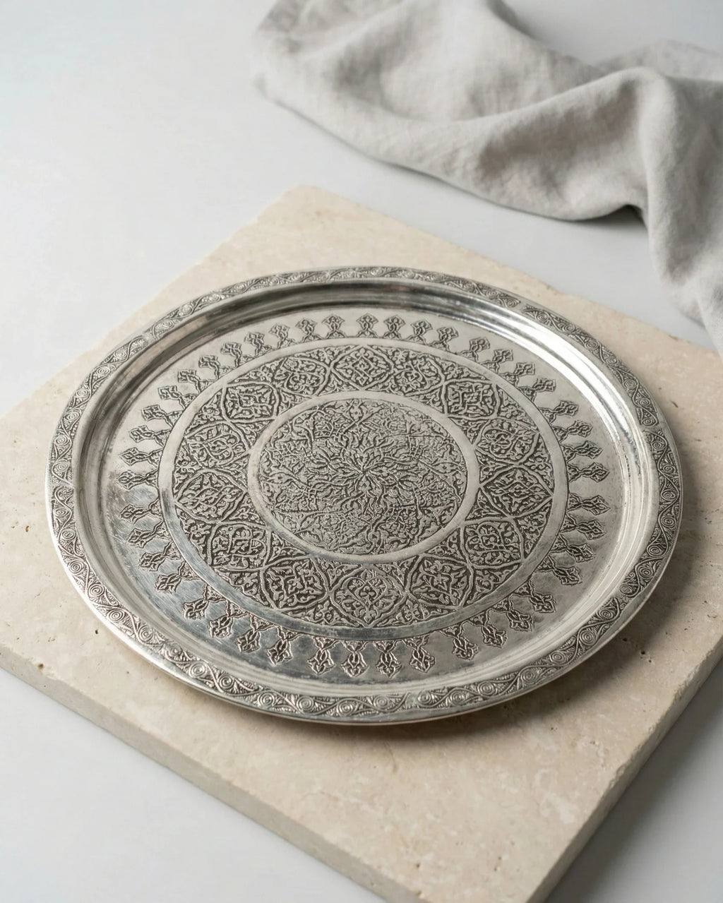 Antep Selçuklu Motifli Gümüş Bakır Tepsi - 25 cm
