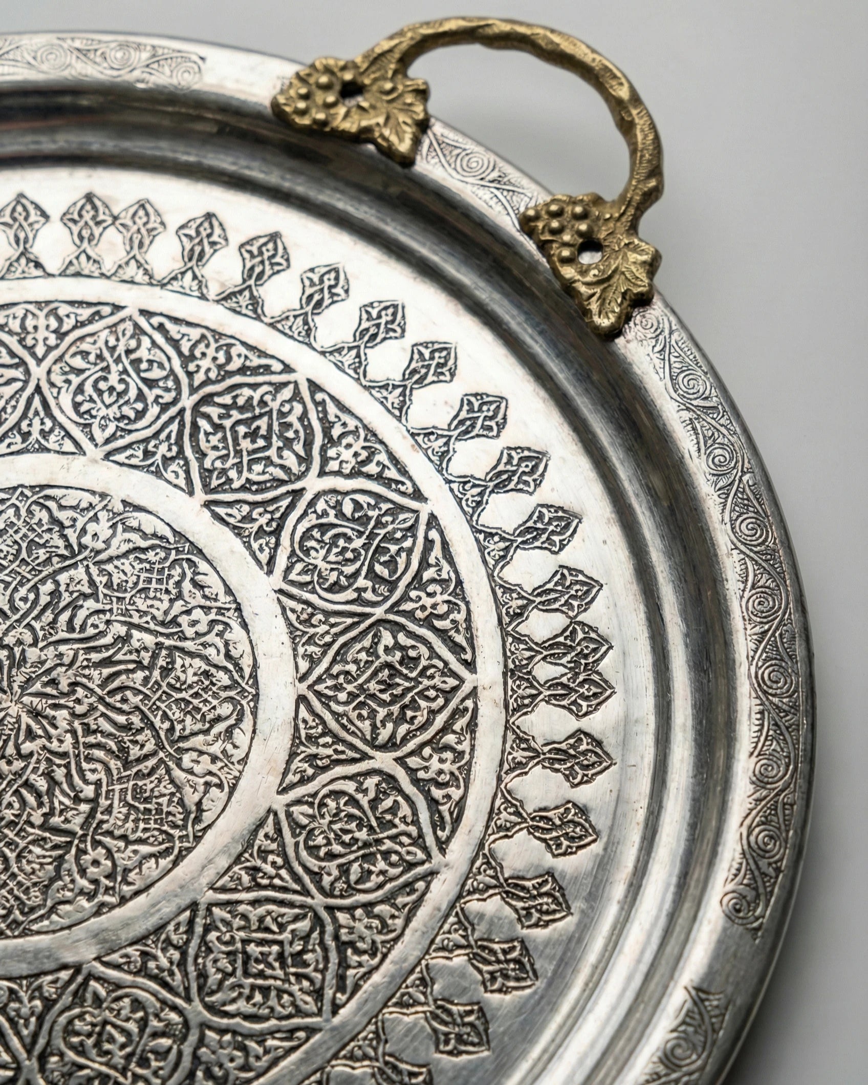 Antep Osmanlı Motifli Kulplu Gümüş Bakır Tepsi - 25 cm