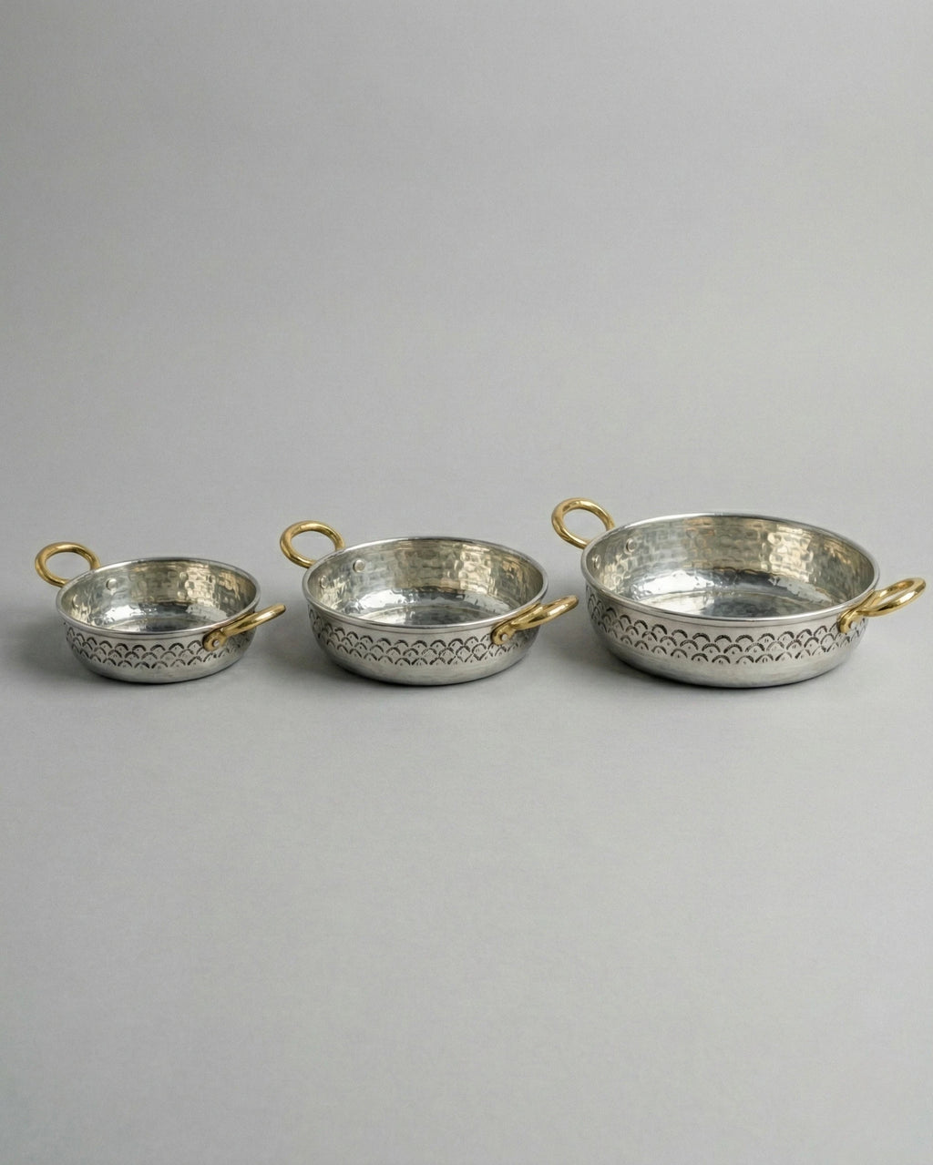 Dalga Nakışlı Beyaz Renk 19 cm Bakır Sahan