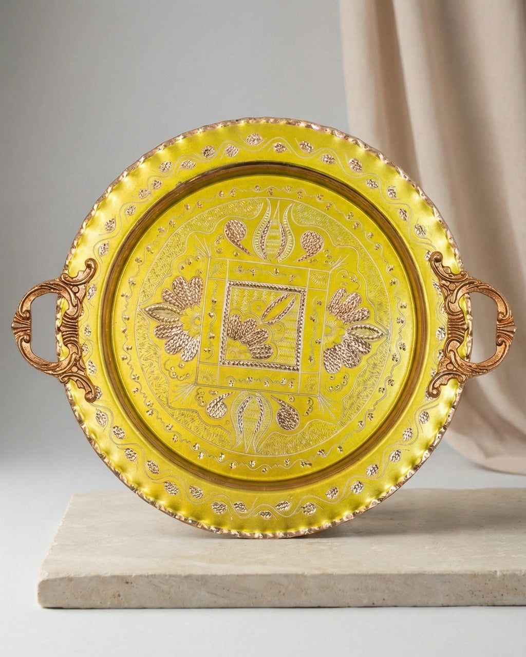 Antep Lale Motifli - Sarı Bakır Tepsi - 28 cm