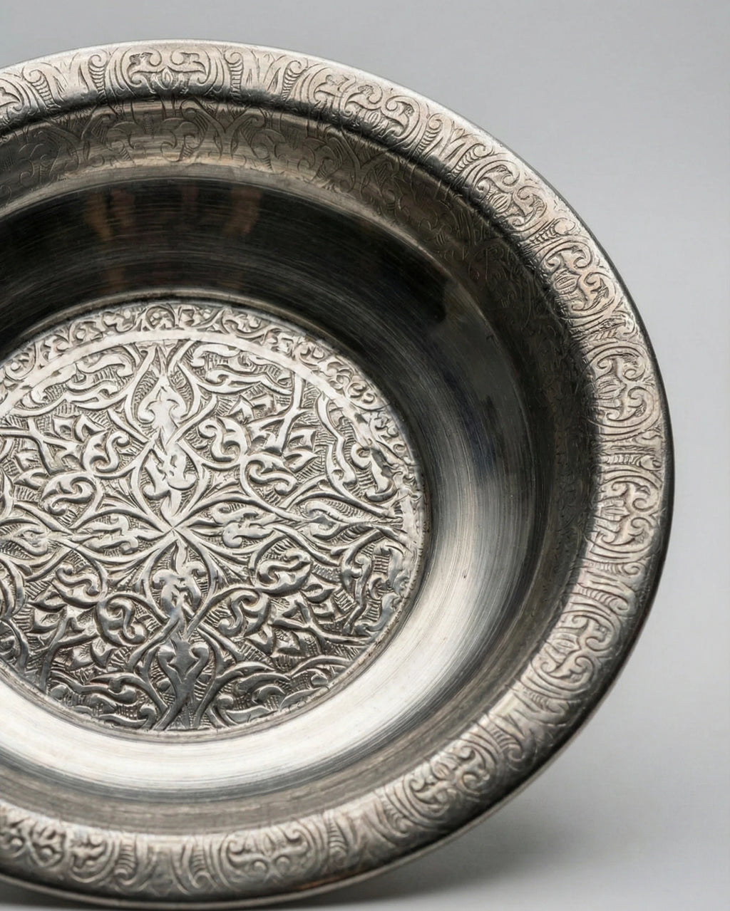 Antep İşi Selçuklu Desenli Parlak Krom 15 cm Çorba Kasesi