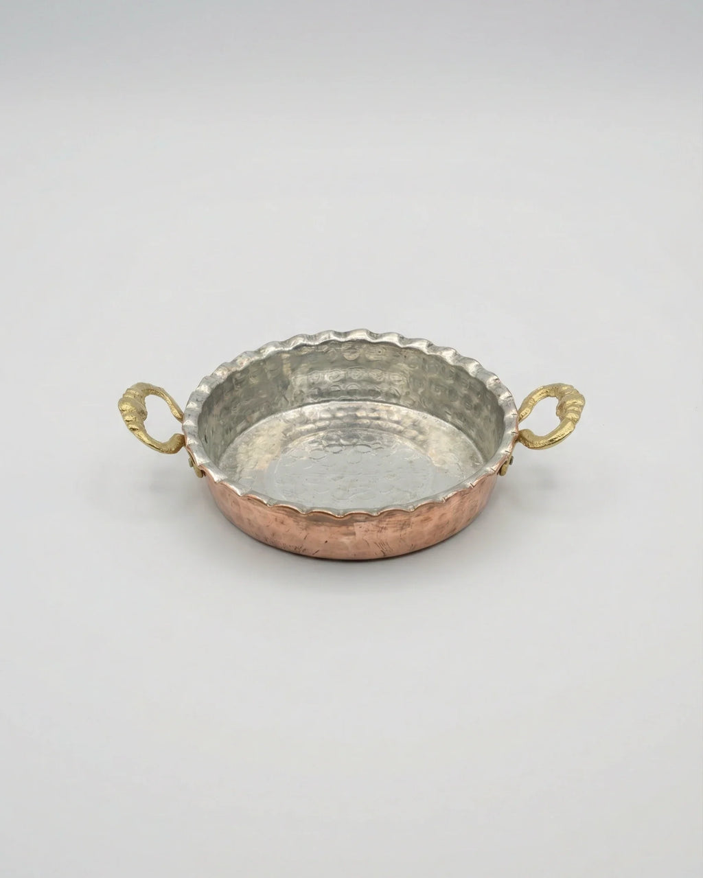 Antep İşi El Dövmesi Dilimli Bakır Mini Sahan (Tereyağlık) - 12 cm